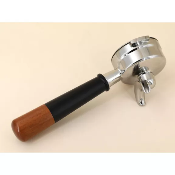 LM58 La Marzocco szűrőtartó kar ALU+Redwood nyéllel +16g-os Precíziós szűrőkosár
