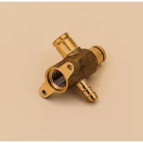 AVX Hero PRO X Four Way Connector